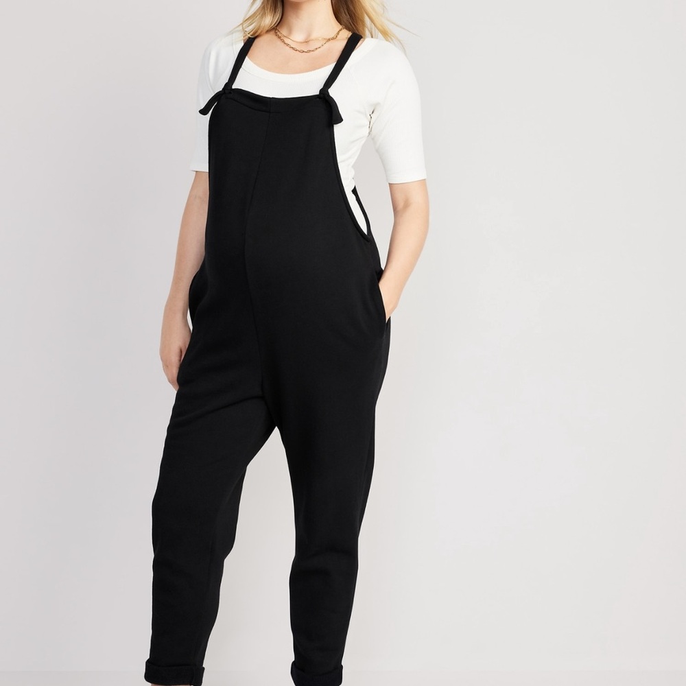 Old Navy Black Maternity Overalls